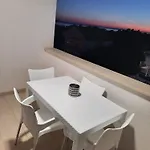 Lux 38b Luxury Penthouse & Deluxe