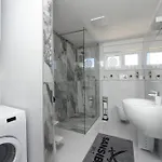 Lux 38b Luxury Penthouse & Deluxe *