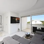 Lux 38b Luxury Penthouse & Deluxe * זאדאר
