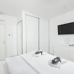 Lux 38b Luxury Penthouse & Deluxe
