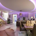 Lux 38b Luxury Penthouse & Deluxe דירה *