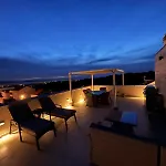 Lux 38b Luxury Penthouse & Deluxe * זאדאר