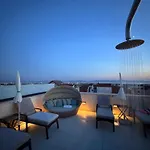 Lux 38b Luxury Penthouse & Deluxe