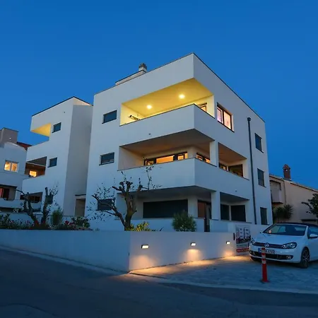 Daire Lux 38b Luxury Penthouse & Deluxe Zadar
