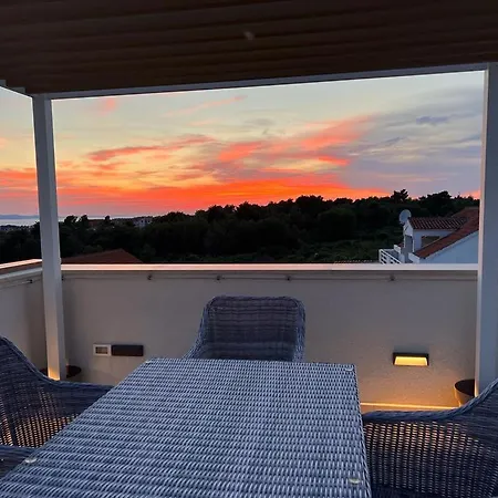 Lux 38b Luxury Penthouse & Deluxe * Zadar