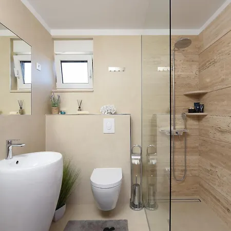 Lux 38b Luxury Penthouse & Deluxe 아파트 *