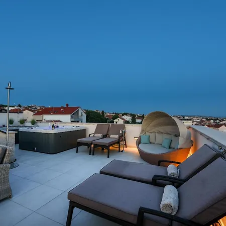 Apartmán Lux 38b Luxury Penthouse & Deluxe *