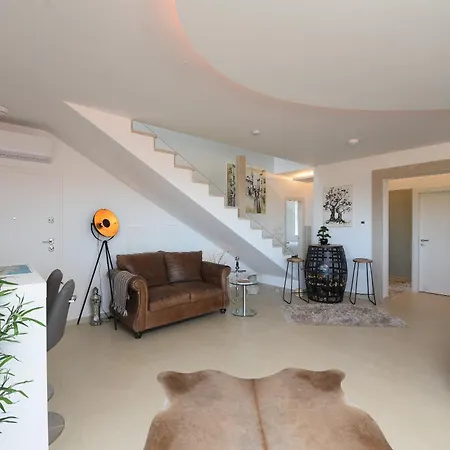 Lux 38b Luxury Penthouse & Deluxe Ζαντάρ