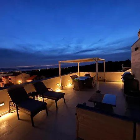 Lux 38b Luxury Penthouse & Deluxe * Zadar